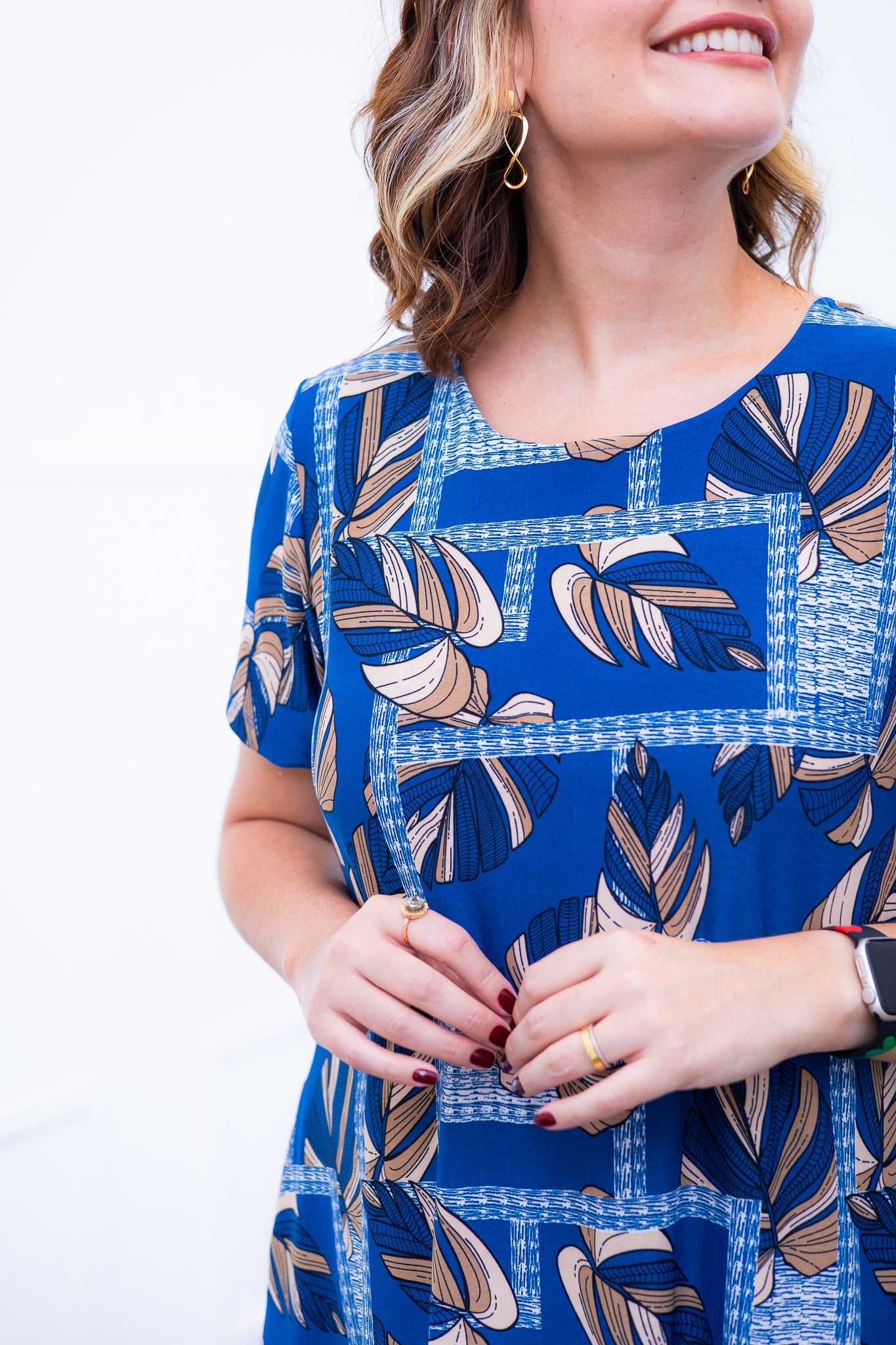 Vestido Sara - Malha Confort Midi com Manga - Bazar Online