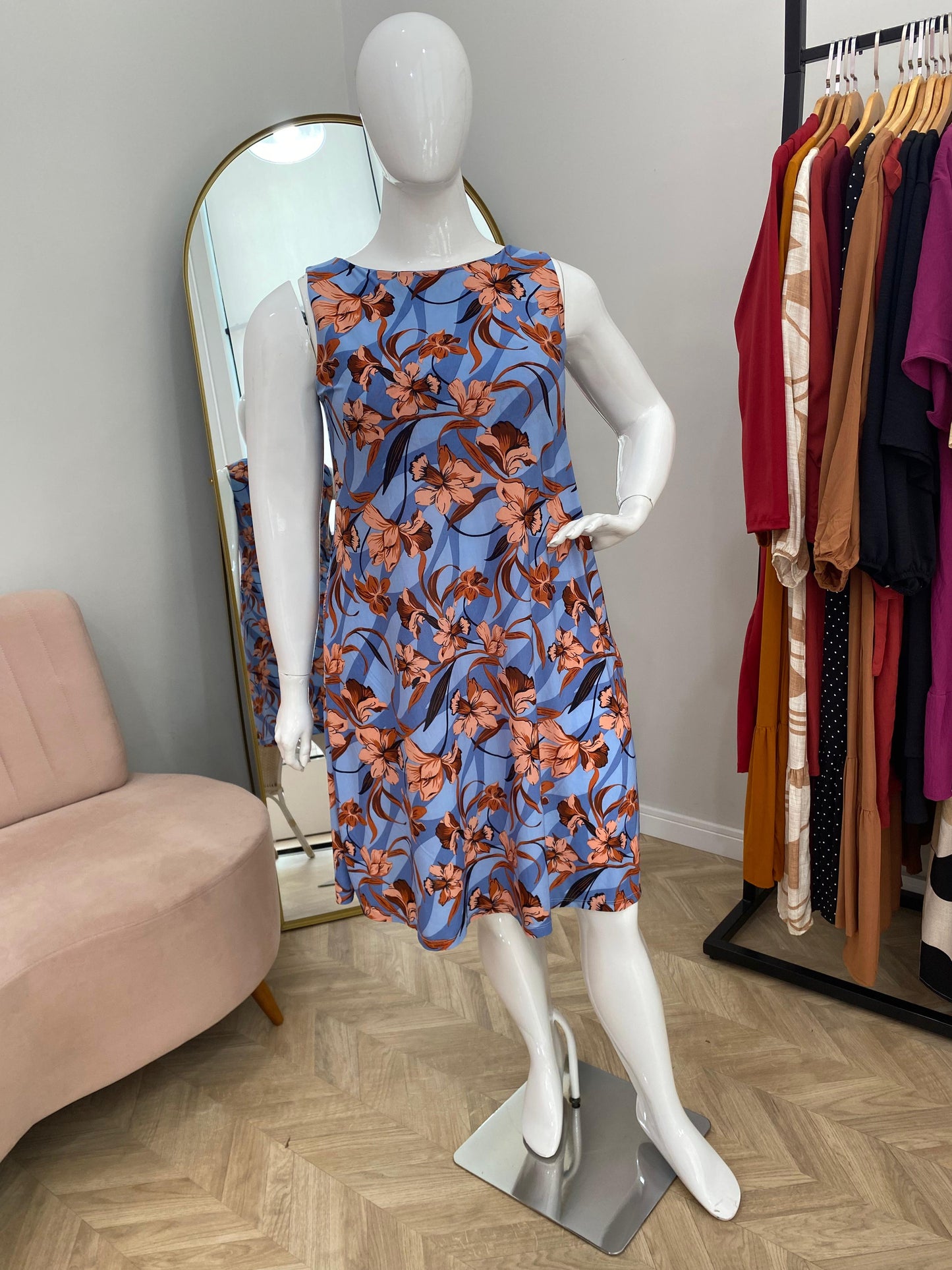 Vestido Sofia - Malha Confort Regata Midi - Bazar Online