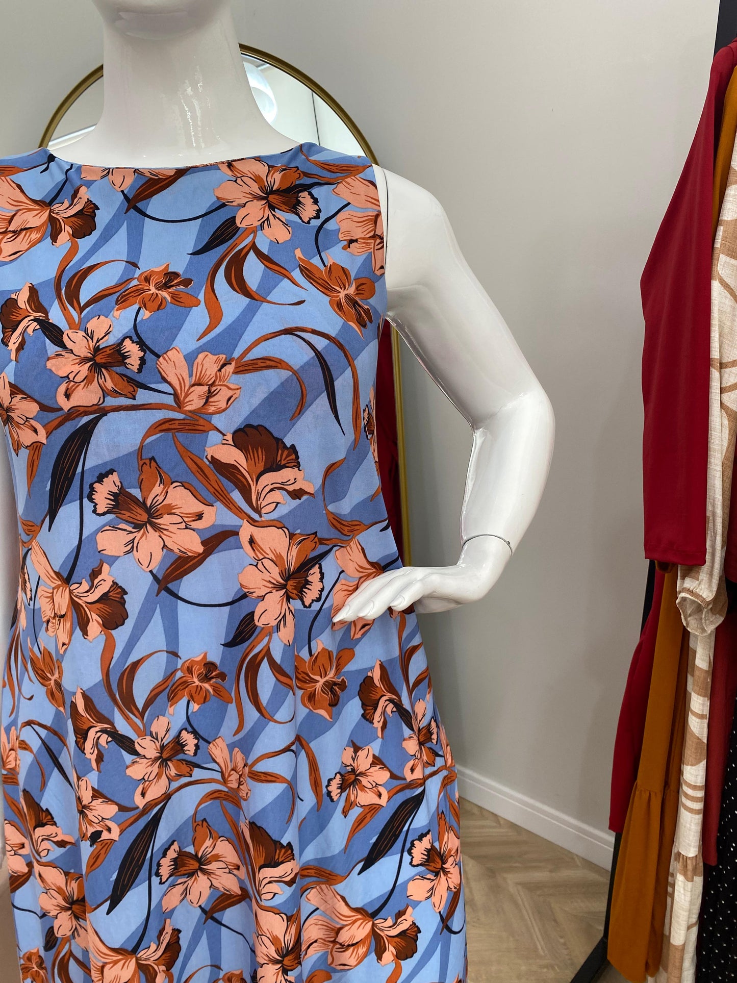 Vestido Sofia - Malha Confort Regata Midi - Bazar Online