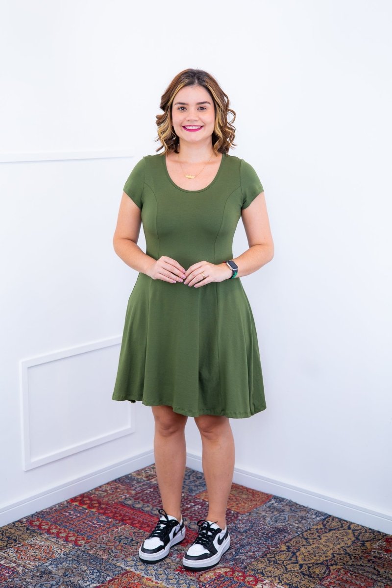 Vestido Melissa - Gola Redonda Acinturado em Viscolycra - Bazar Online