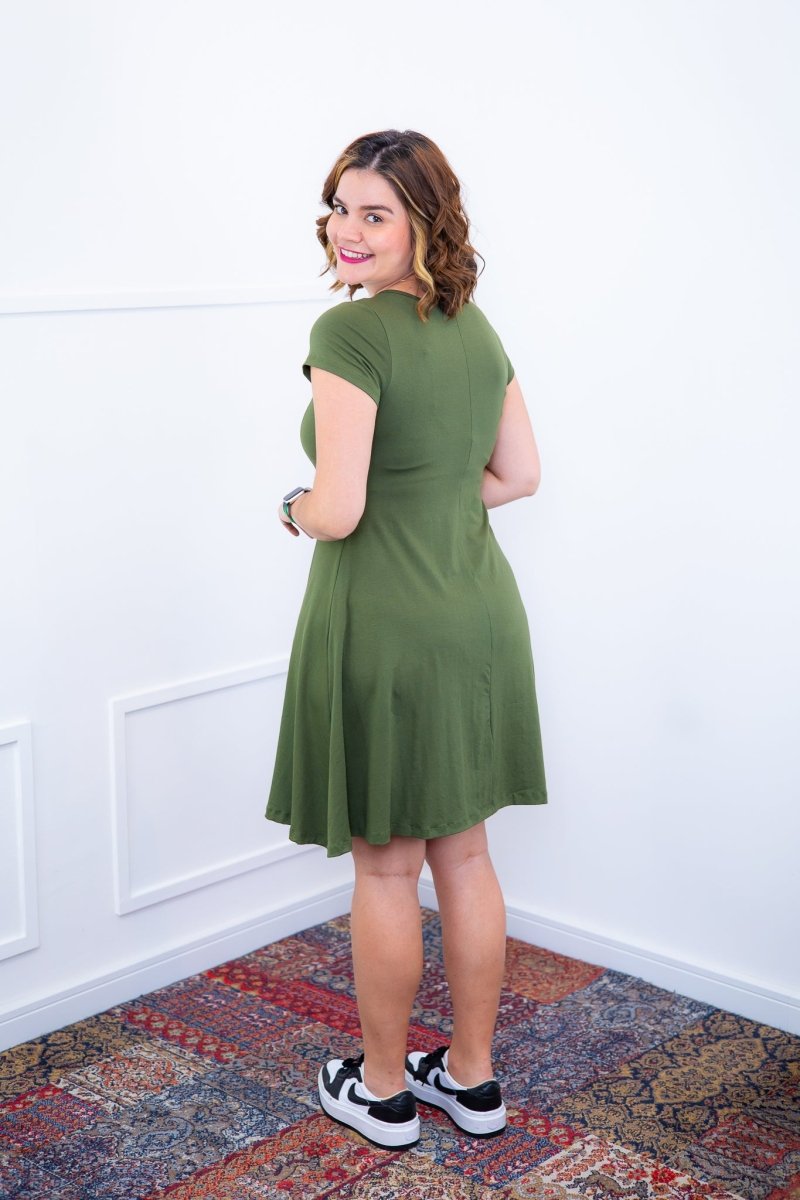 Vestido Melissa - Gola Redonda Acinturado em Viscolycra - Bazar Online