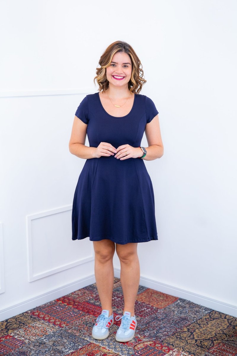 Vestido Melissa - Gola Redonda Acinturado em Viscolycra - Bazar Online